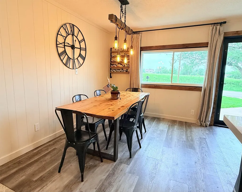 20 Lakeshore Drive Marion KS 66861