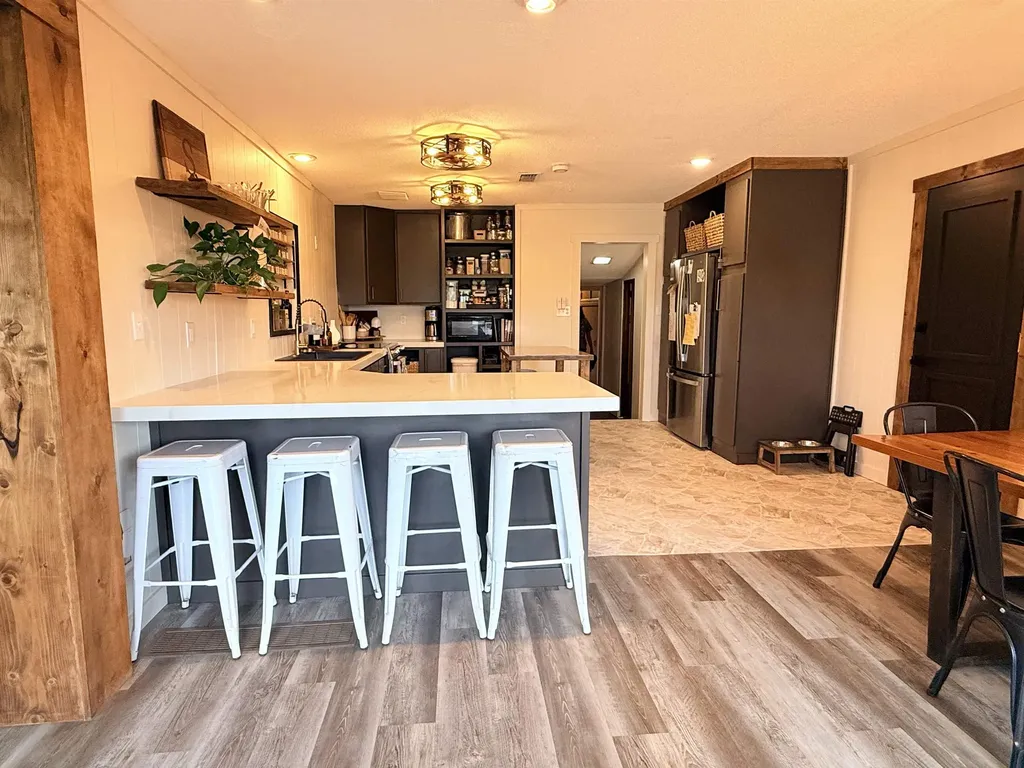20 Lakeshore Drive Marion KS 66861