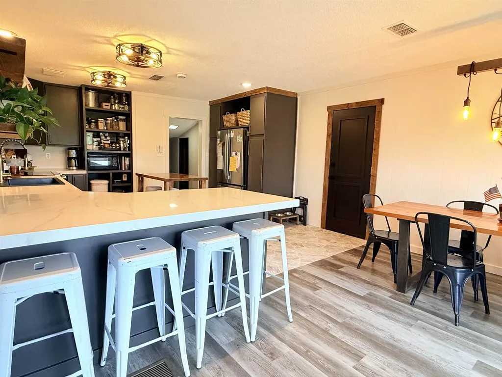 20 Lakeshore Drive Marion KS 66861