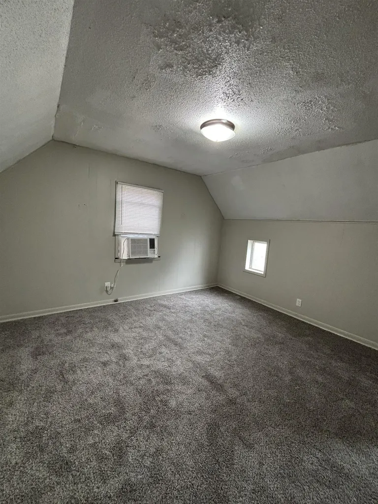 120 W 6th Avenue Hutchinson KS 67501