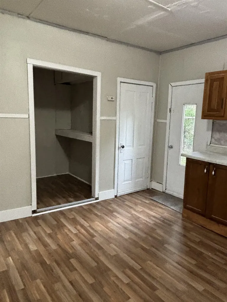 120 W 6th Avenue Hutchinson KS 67501