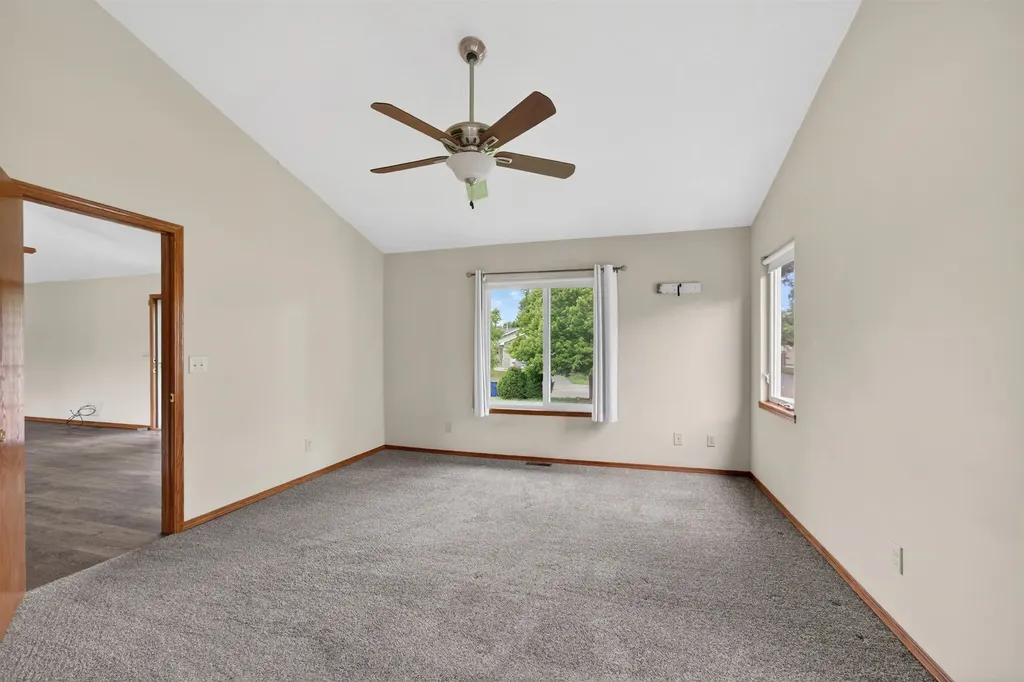 122 N Mount Carmel Wichita KS 67203