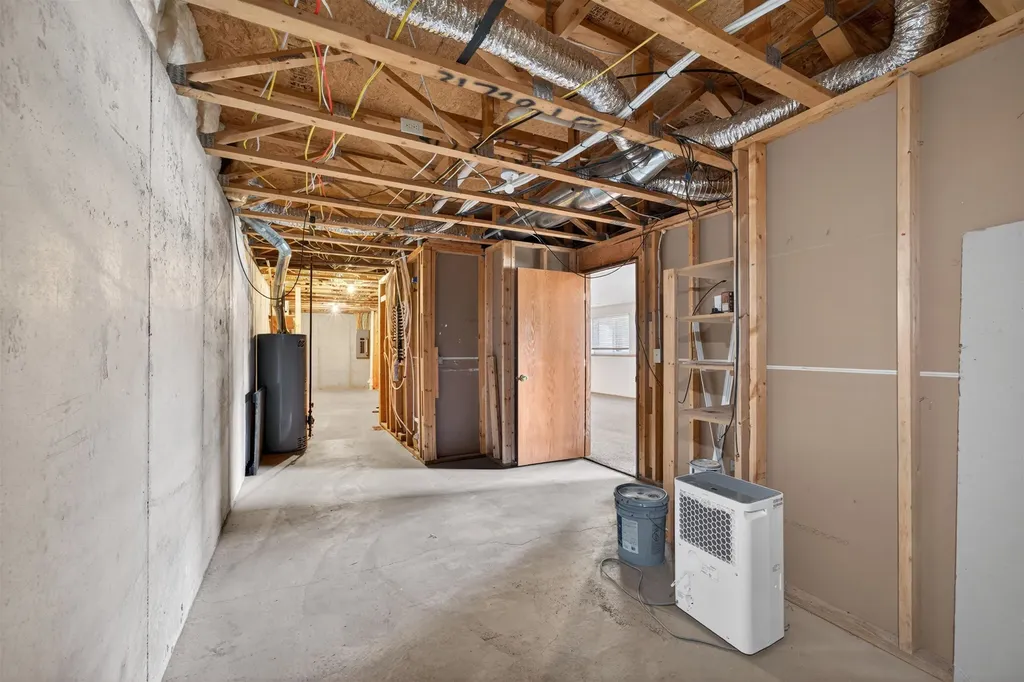 122 N Mount Carmel Wichita KS 67203