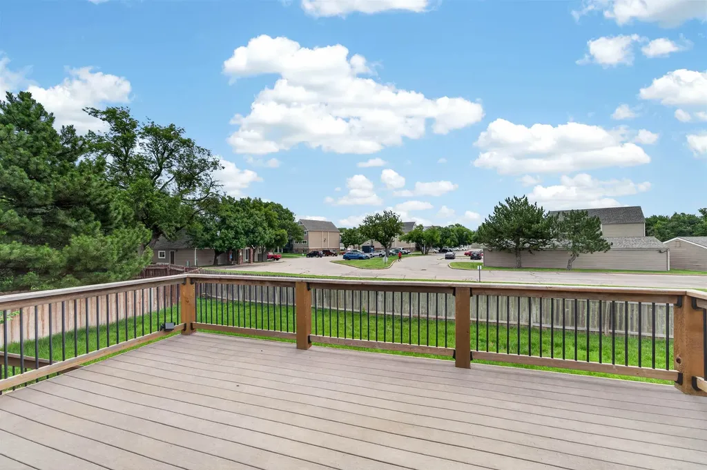 122 N Mount Carmel Wichita KS 67203