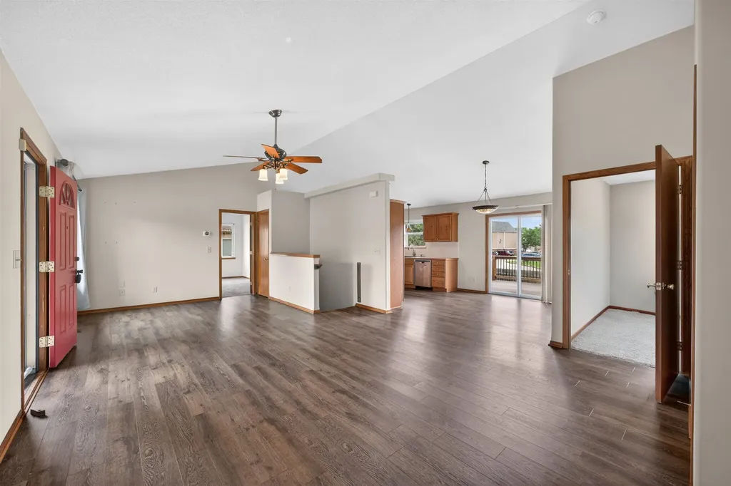 122 N Mount Carmel Wichita KS 67203