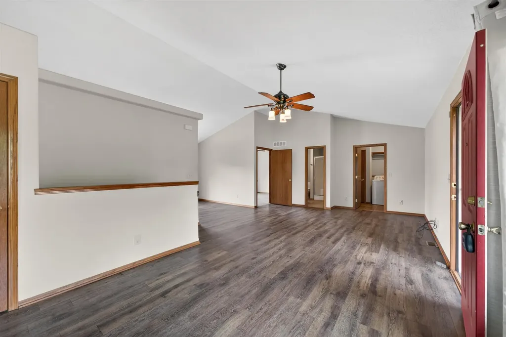 122 N Mount Carmel Wichita KS 67203