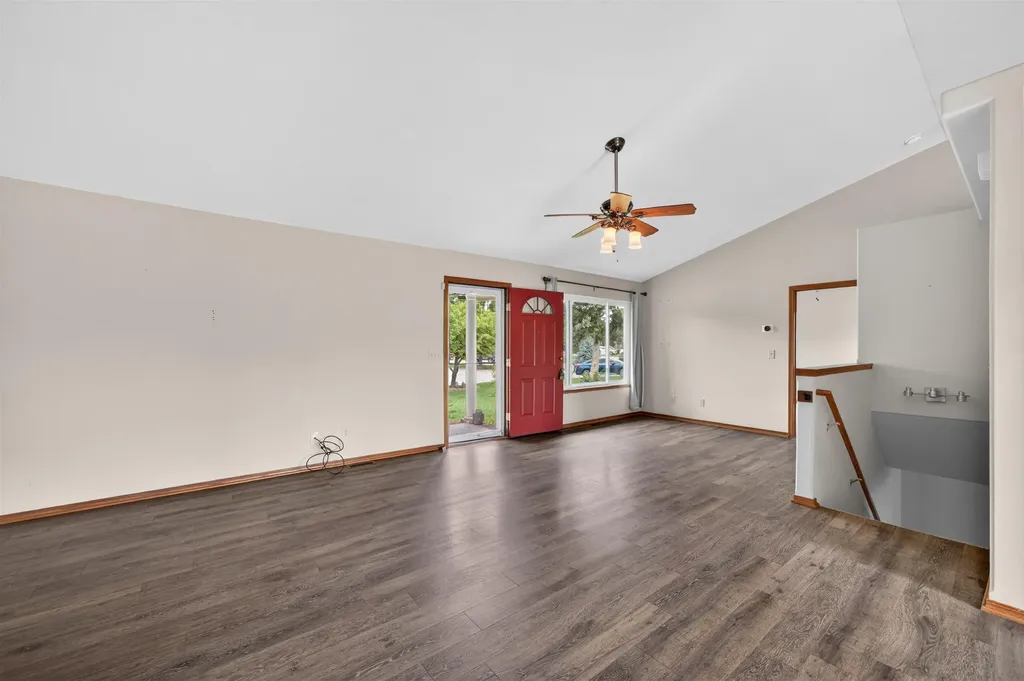 122 N Mount Carmel Wichita KS 67203
