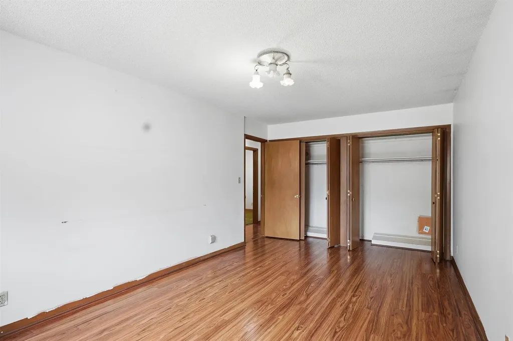324 S Green Wichita KS 67211