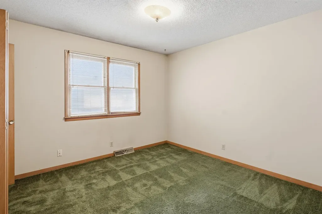 324 S Green Wichita KS 67211