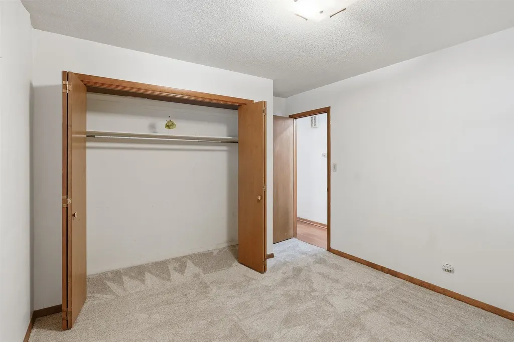 324 S Green Wichita KS 67211
