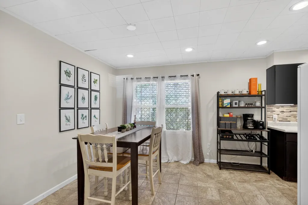 1502 E Clark Wichita KS 67211