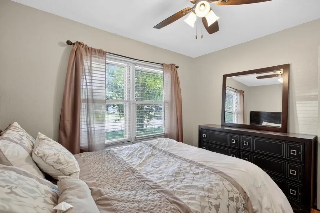 1502 E Clark Wichita KS 67211