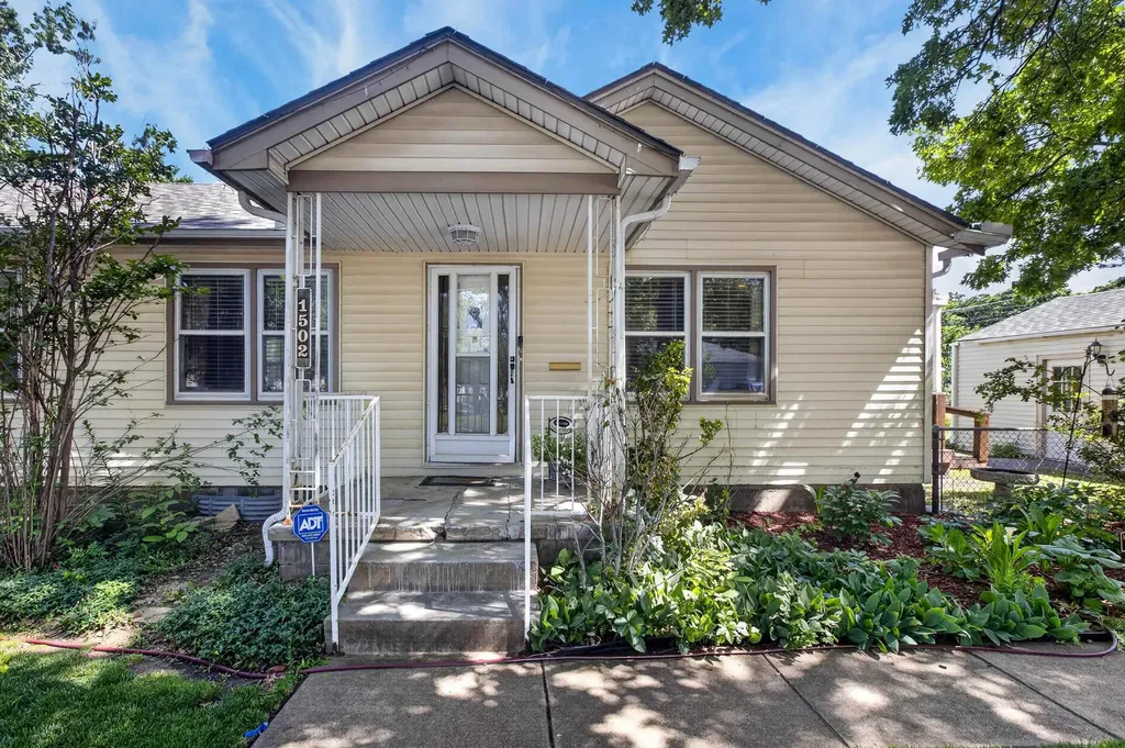 1502 E Clark Wichita KS 67211
