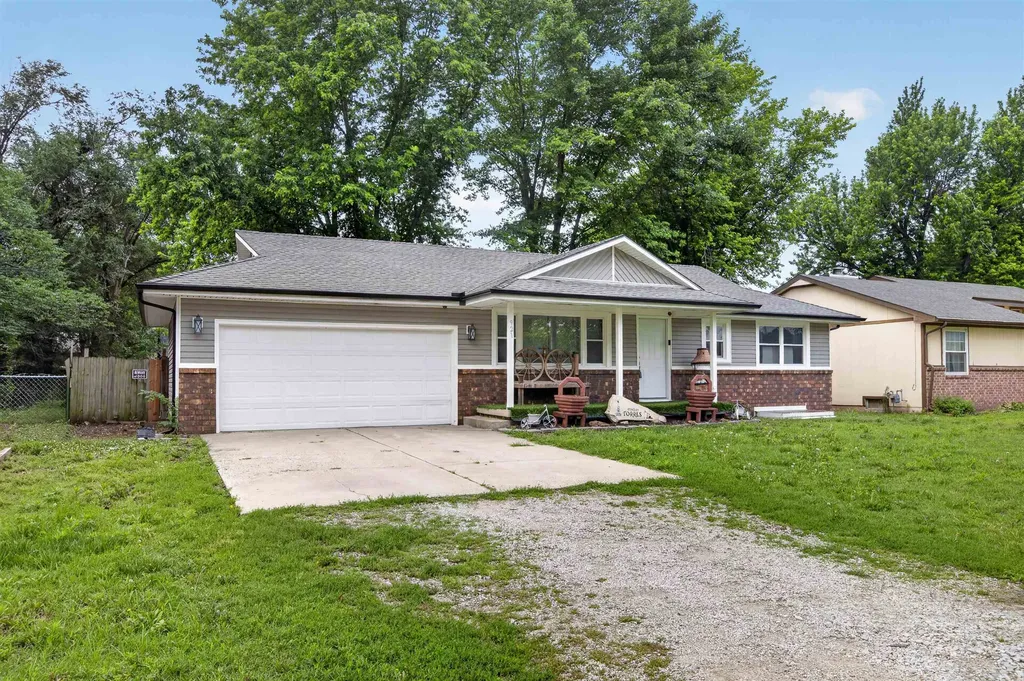 921 E 43rd Street S Wichita KS 67216