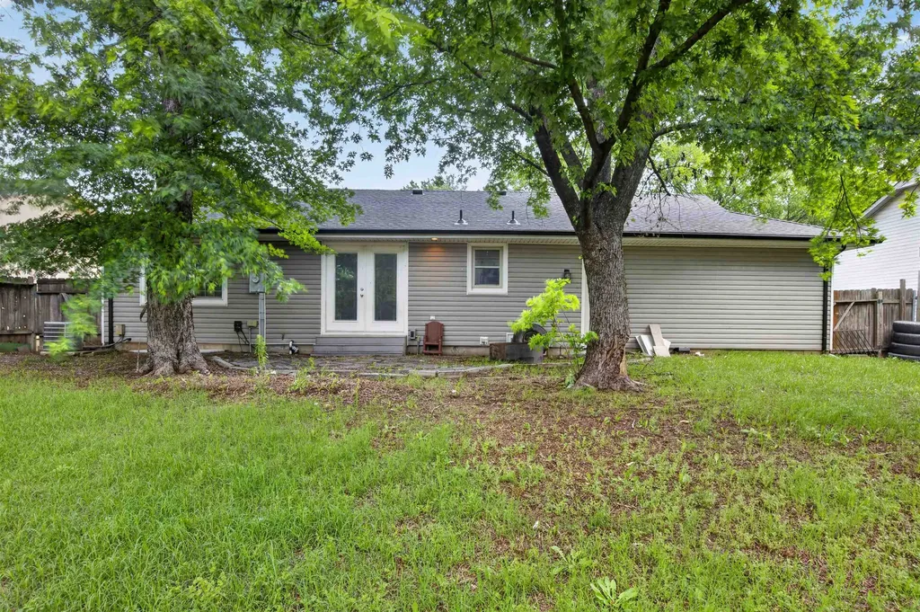 921 E 43rd Street S Wichita KS 67216