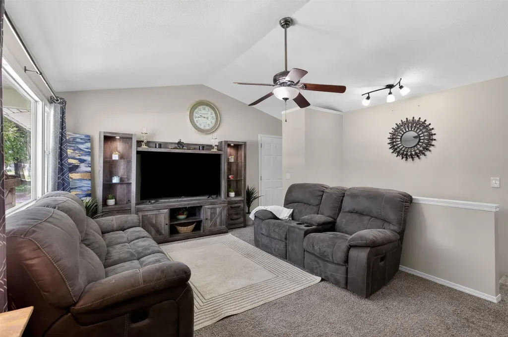 921 E 43rd Street S Wichita KS 67216