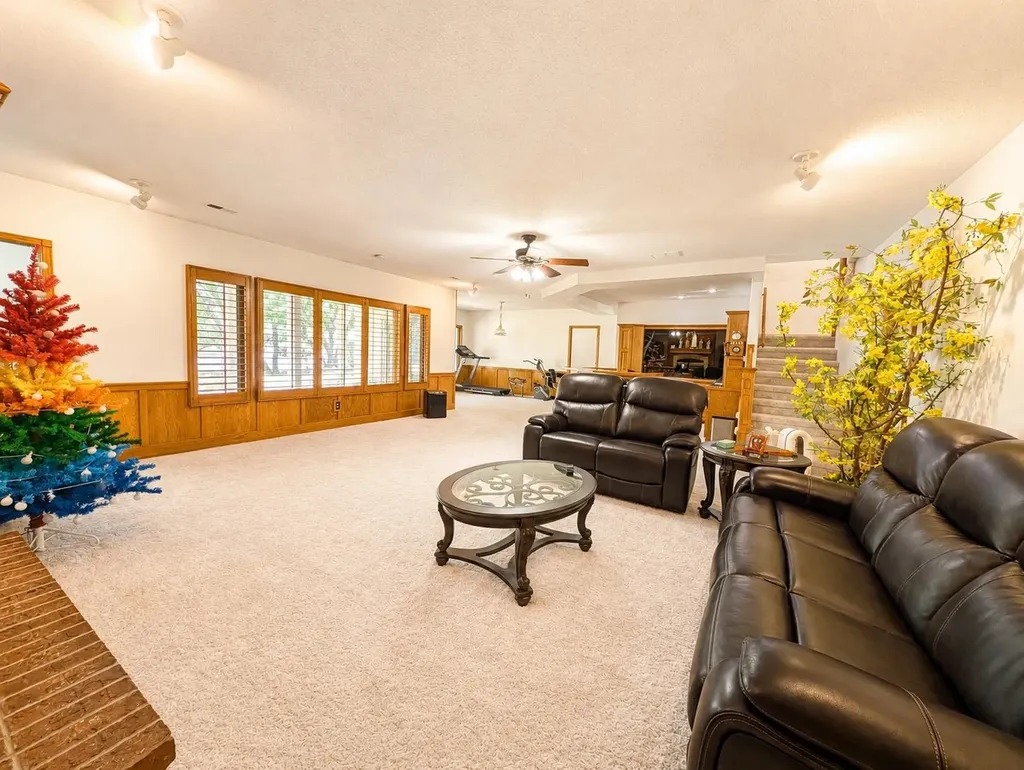 8253 E Oxford Court Wichita KS 67226