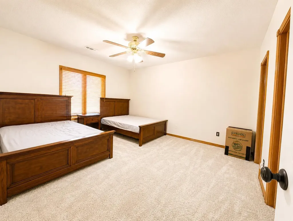 8253 E Oxford Court Wichita KS 67226