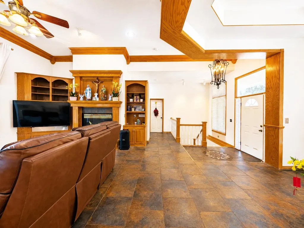 8253 E Oxford Court Wichita KS 67226
