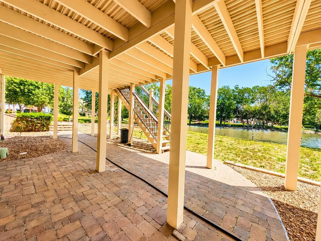8253 E Oxford Court Wichita KS 67226