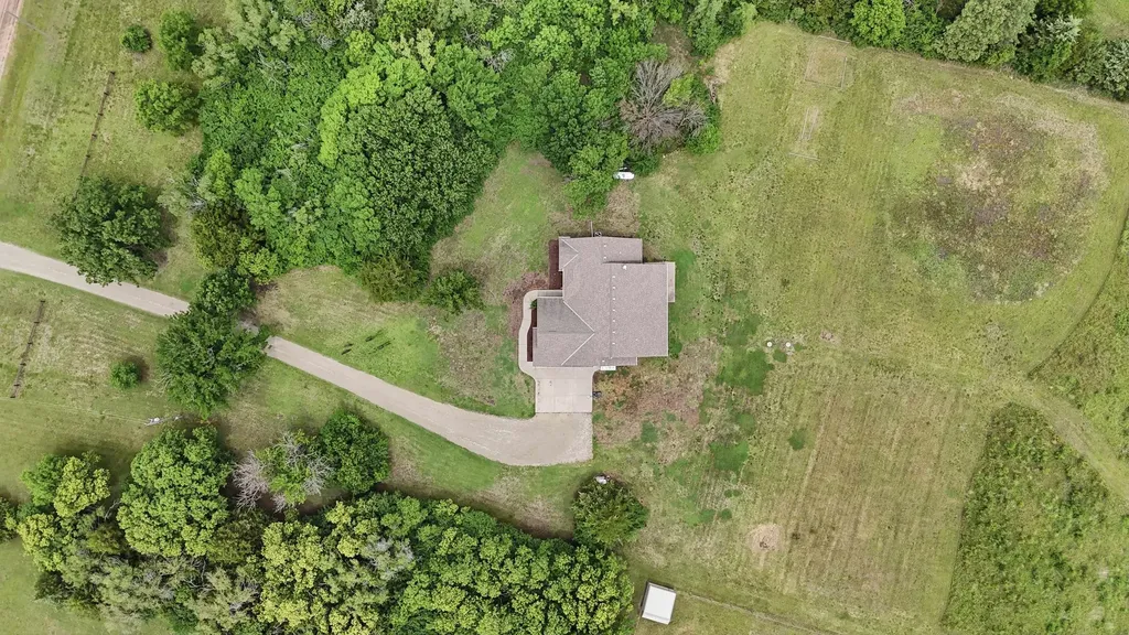9828 S 119th W Clearwater KS 67026