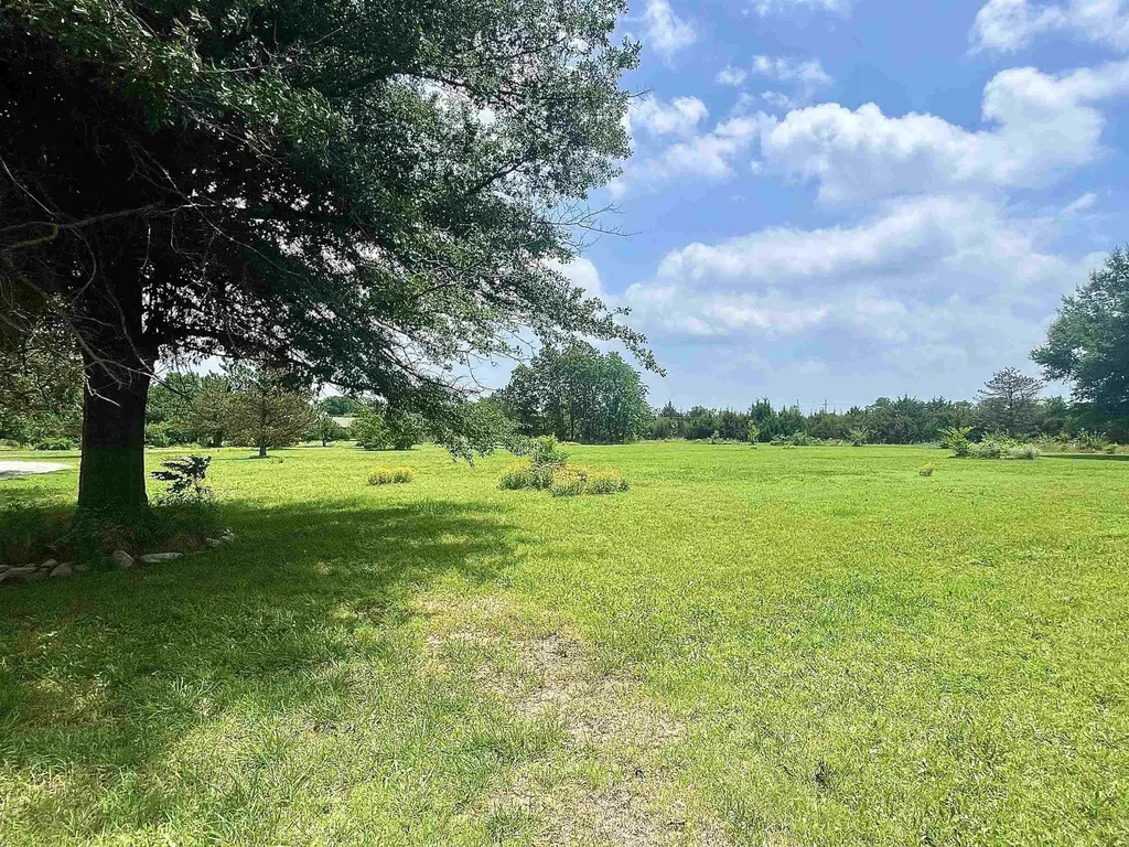0 Pine Ridge Road Winfield KS 67156