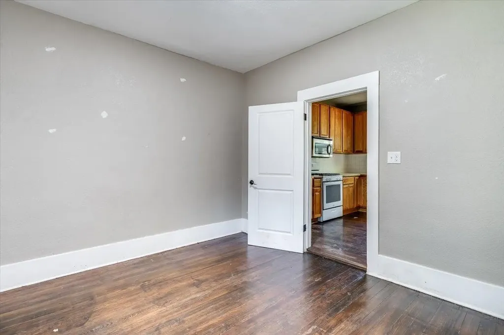 513 S 1st Avenue Mulvane KS 67110