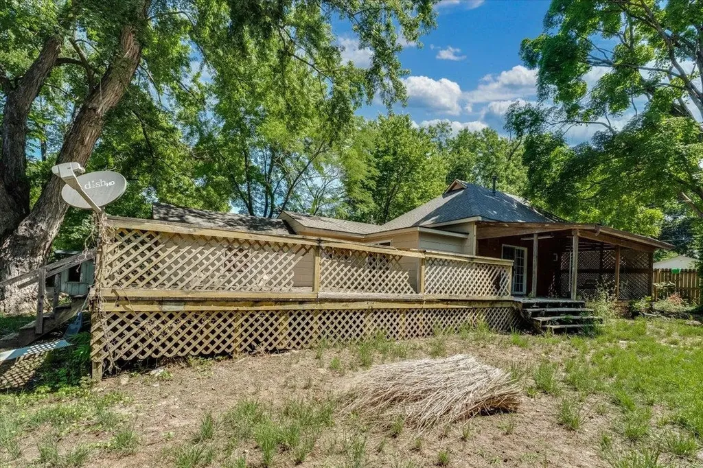 513 S 1st Avenue Mulvane KS 67110