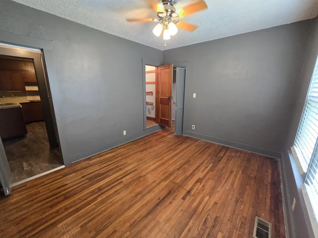 816 E 3rd Winfield KS 67156