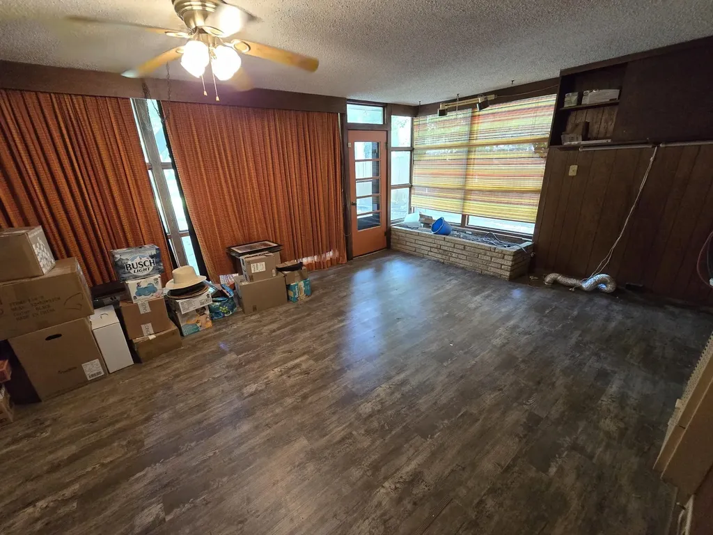 816 E 3rd Winfield KS 67156