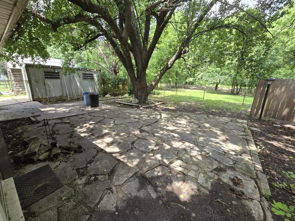 816 E 3rd Winfield KS 67156
