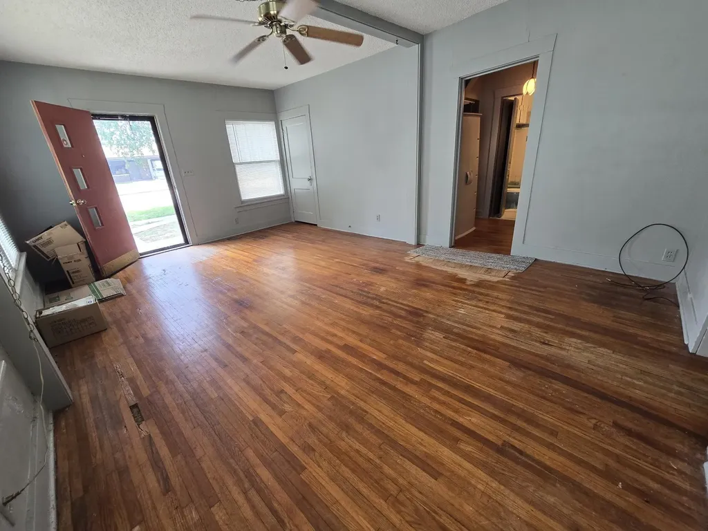 816 E 3rd Winfield KS 67156