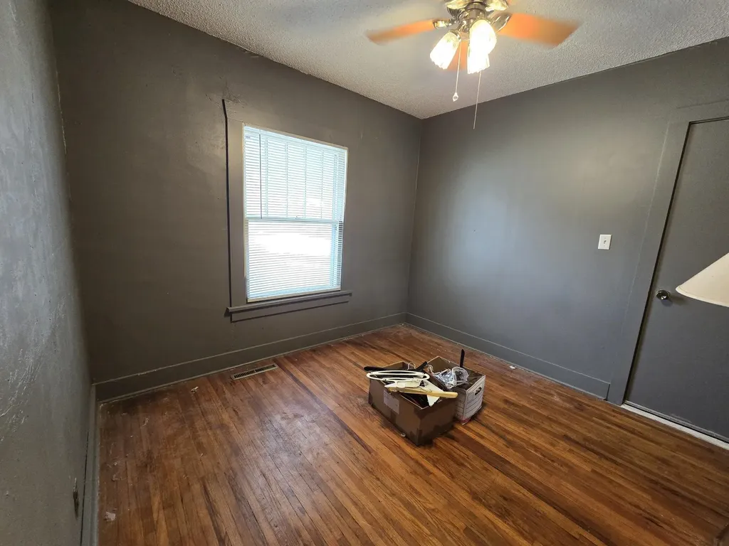 816 E 3rd Winfield KS 67156
