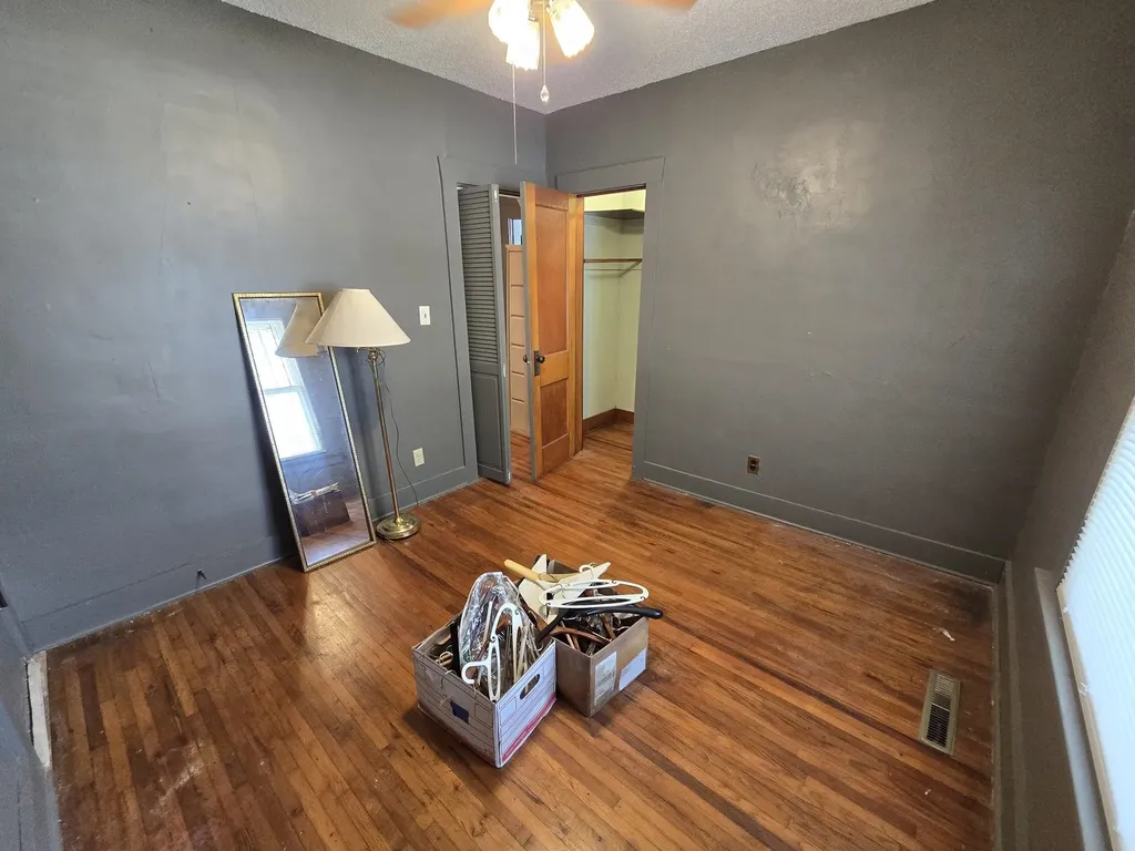 816 E 3rd Winfield KS 67156