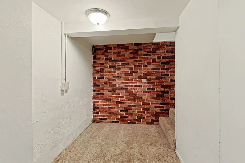 1354 N Westview Drive Derby KS 67037