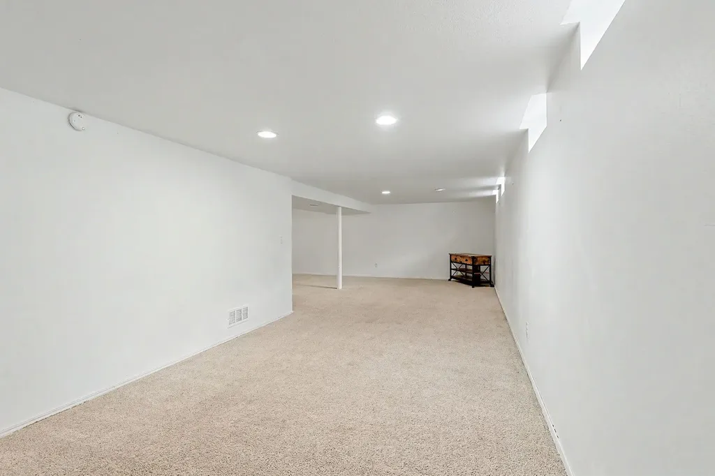 1354 N Westview Drive Derby KS 67037