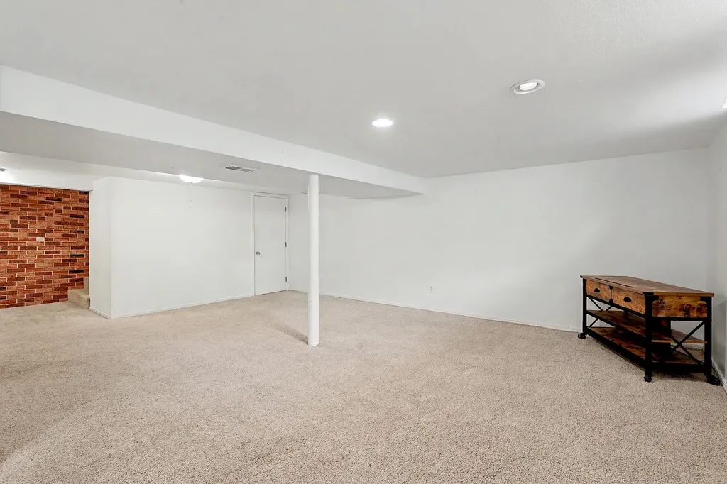 1354 N Westview Drive Derby KS 67037
