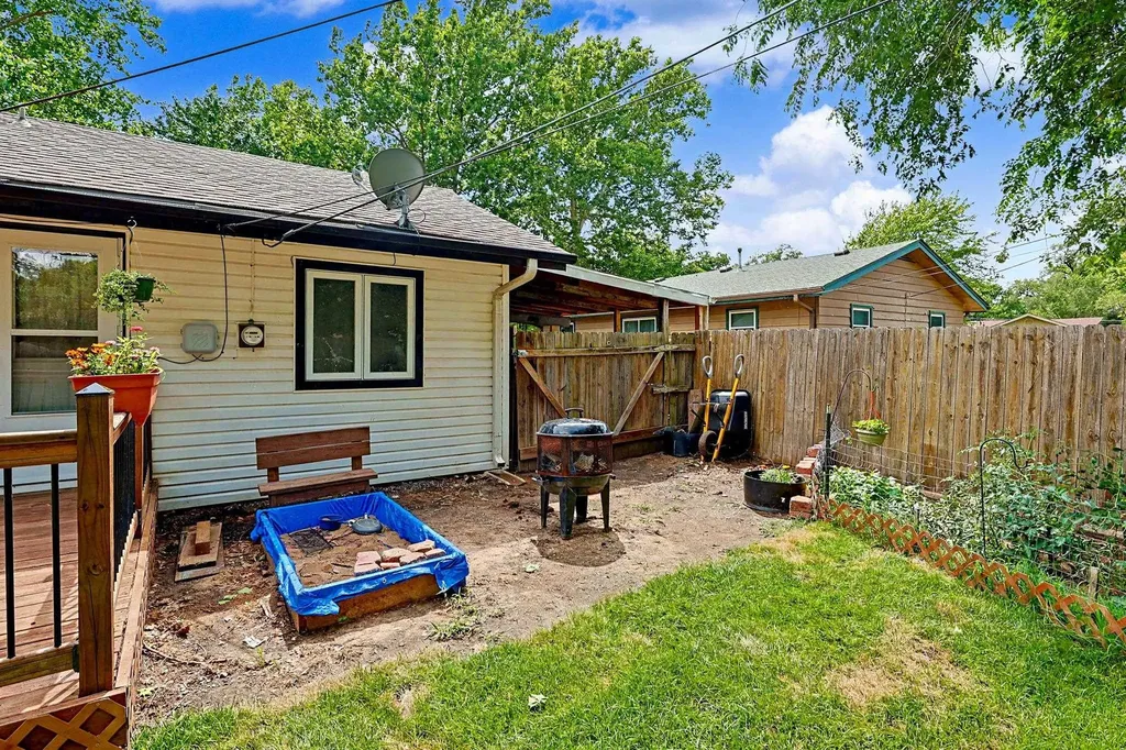 1354 N Westview Drive Derby KS 67037