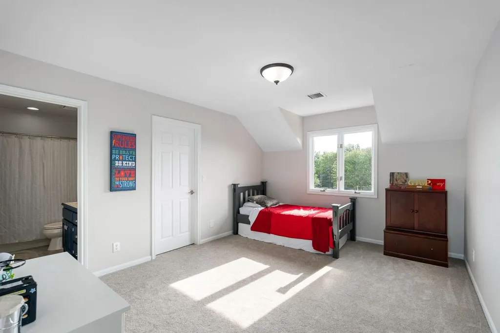 1136 N Linden Circle Wichita KS 67206