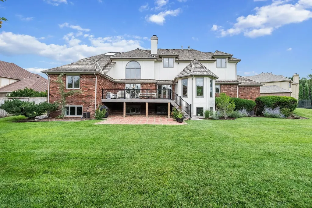 1136 N Linden Circle Wichita KS 67206