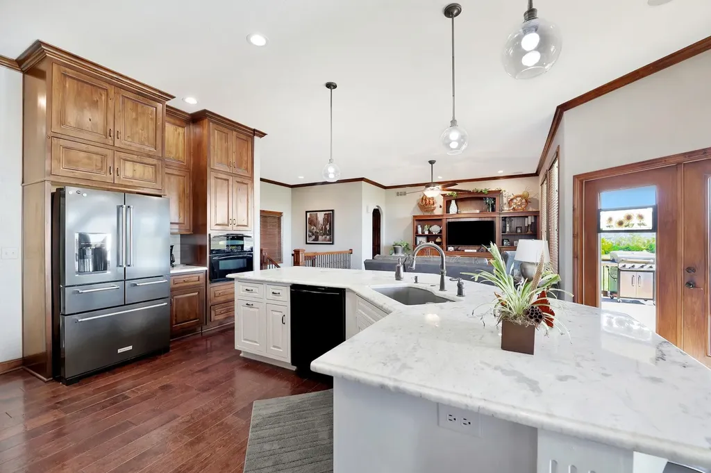 2202 N Foxfire Court Augusta KS 67010