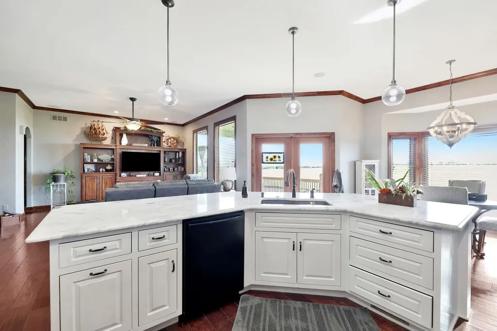 2202 N Foxfire Court Augusta KS 67010
