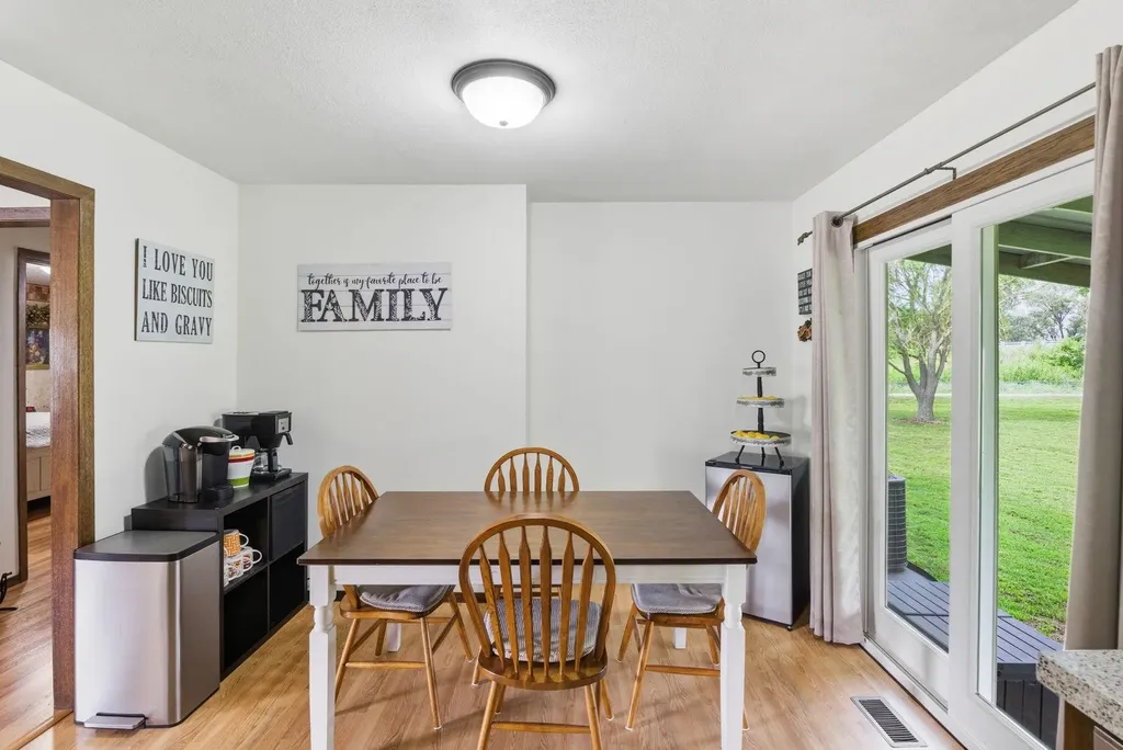 7119 S Ida Avenue Haysville KS 67060