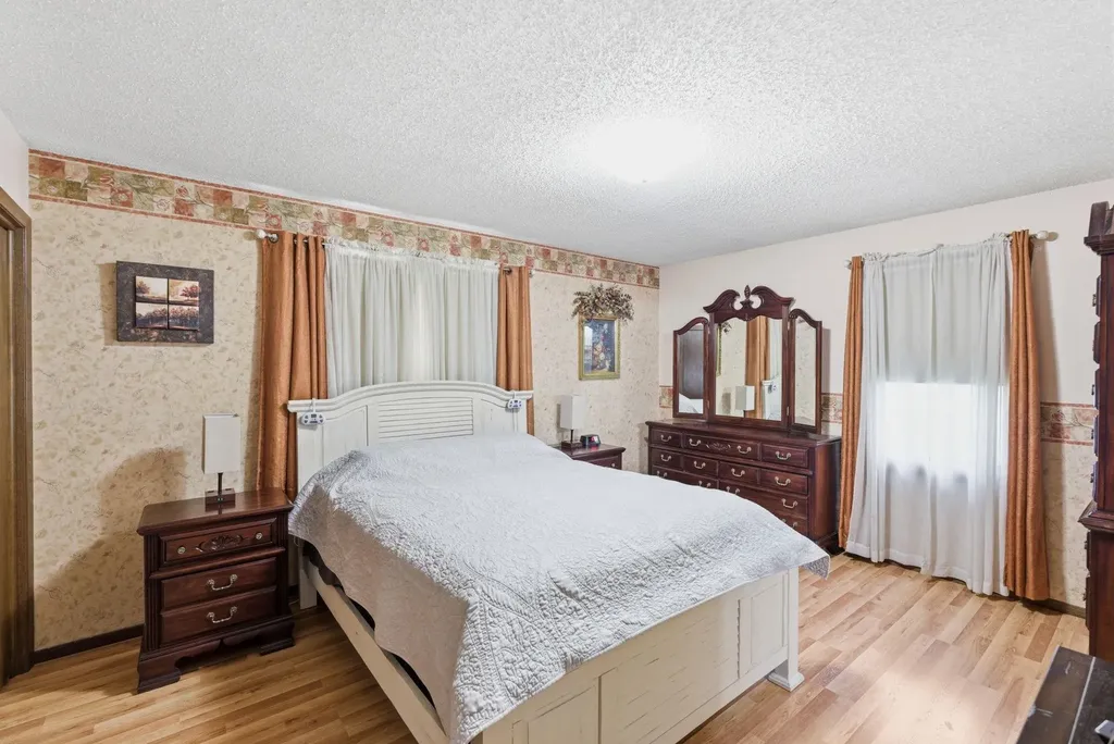 7119 S Ida Avenue Haysville KS 67060