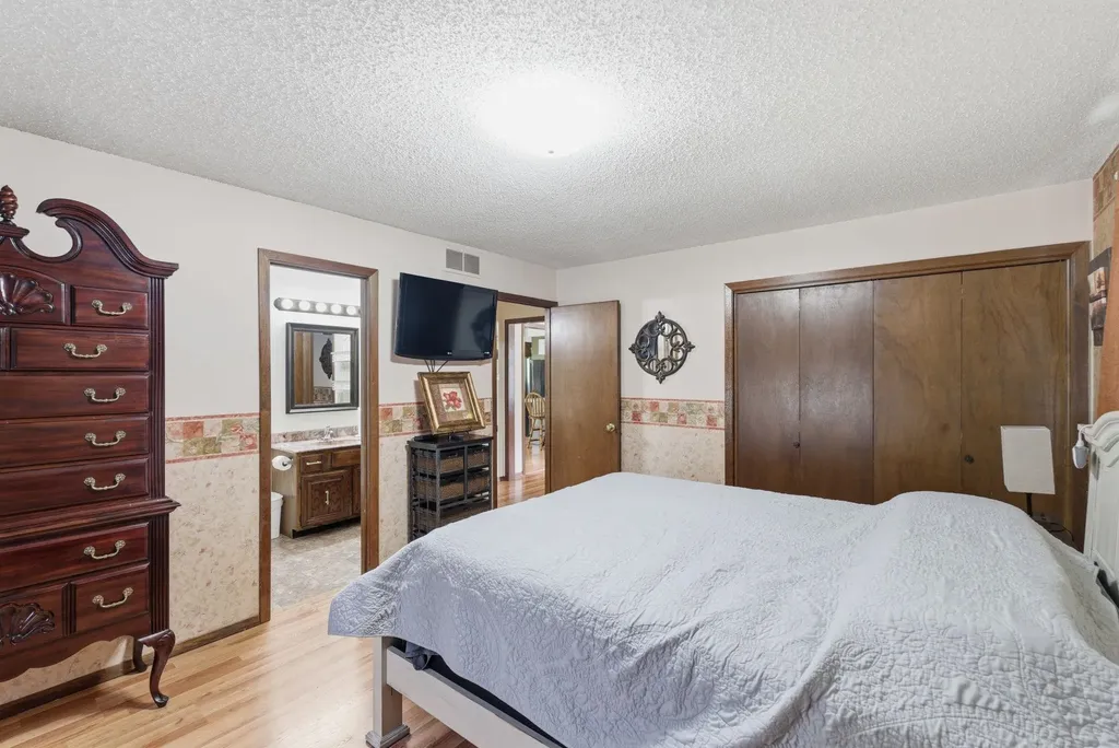 7119 S Ida Avenue Haysville KS 67060