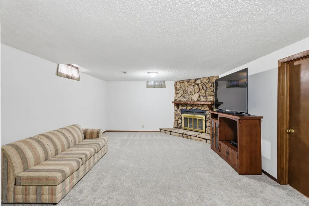 7119 S Ida Avenue Haysville KS 67060