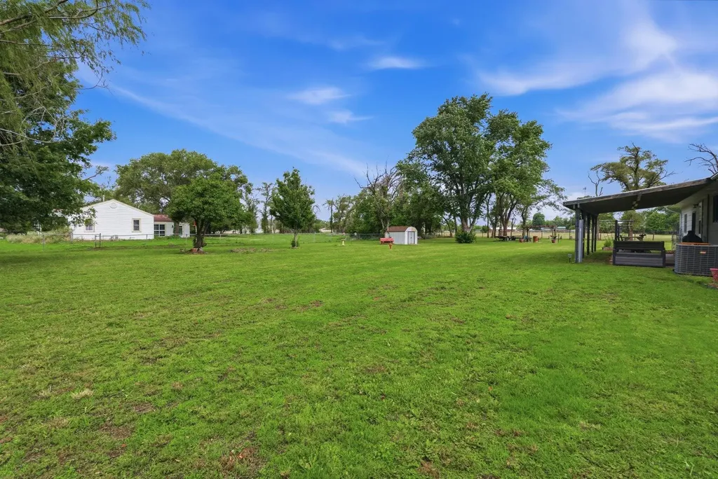 7119 S Ida Avenue Haysville KS 67060