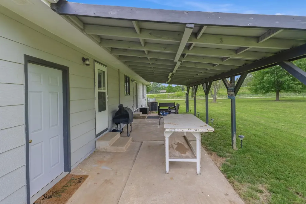 7119 S Ida Avenue Haysville KS 67060