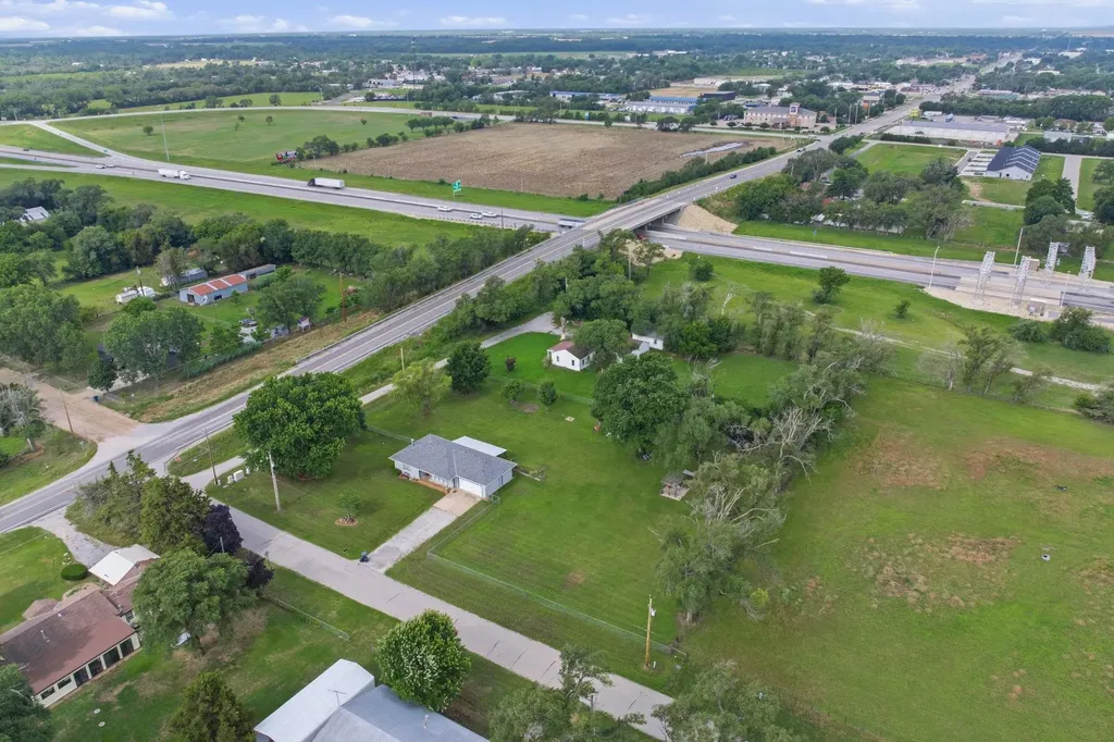 7119 S Ida Avenue Haysville KS 67060