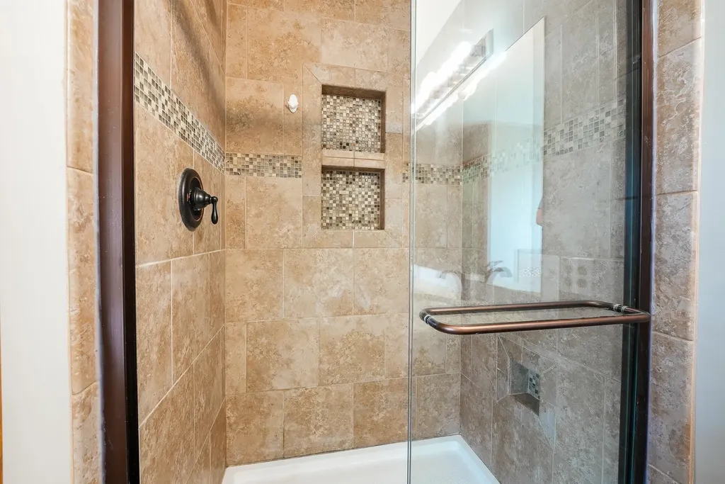 309 N Oakmont Court Andover KS 67002